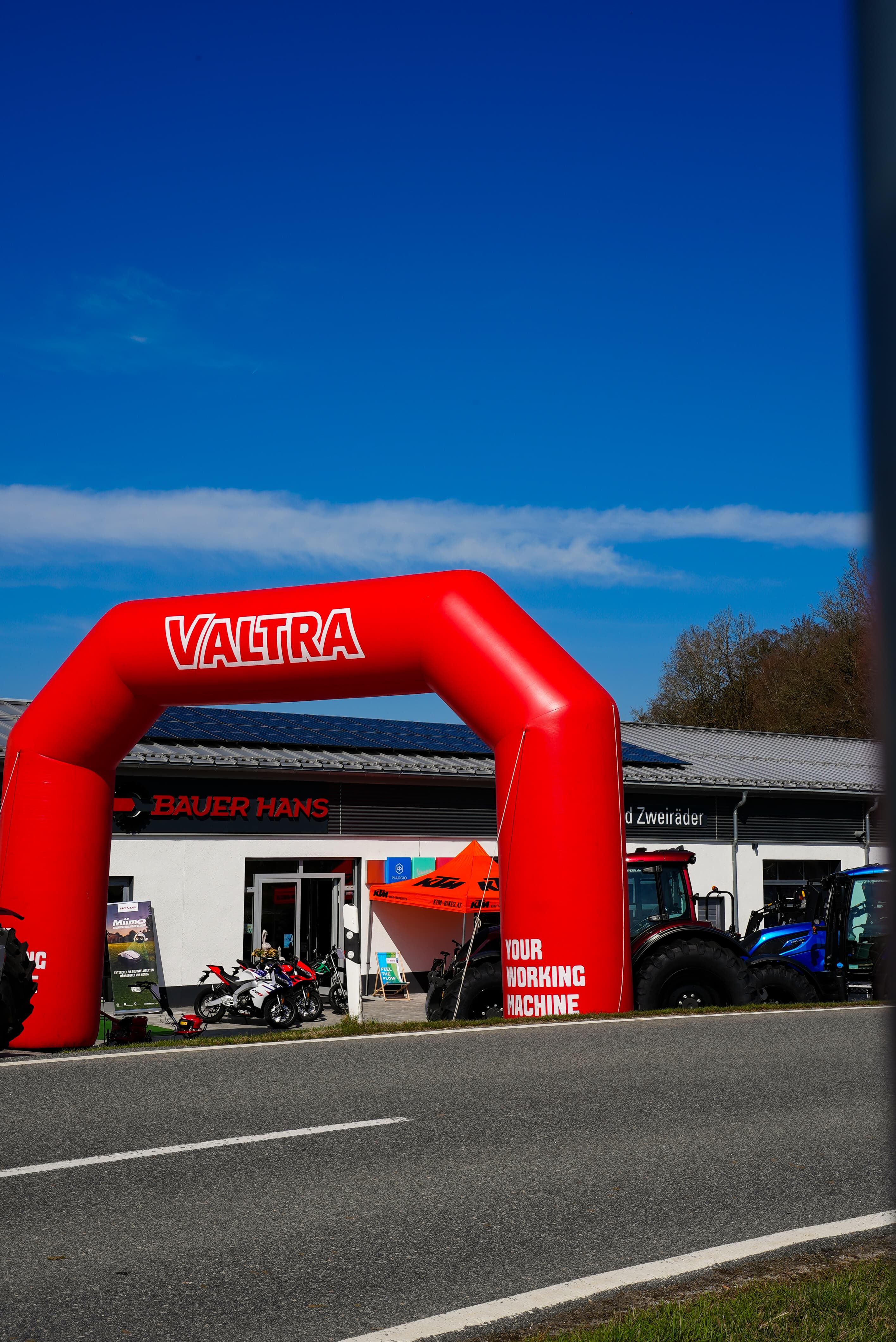 Landtechnik Hans Bauer - Bild 8