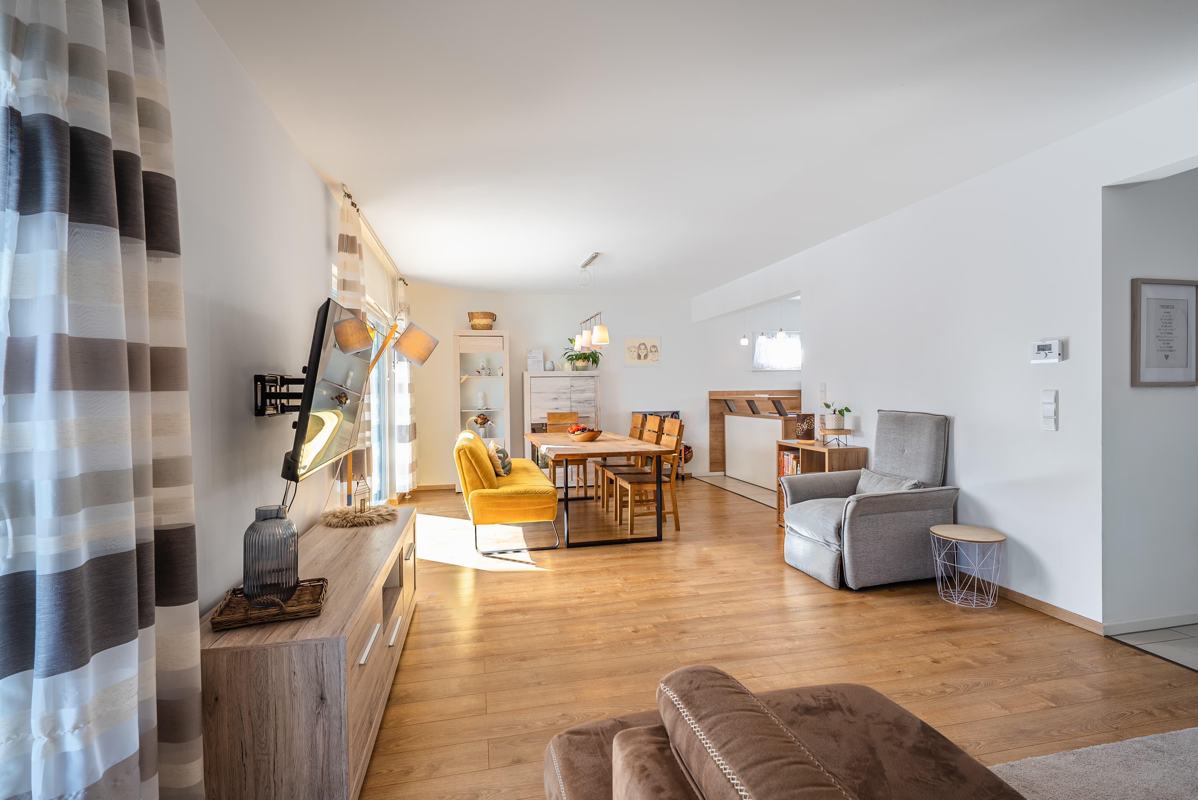 REKAR IMMOBILIEN - Bild 1